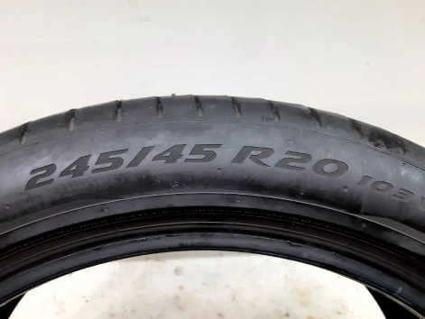 245/45 R20 Pirelli PZERO LUXURY SALOON