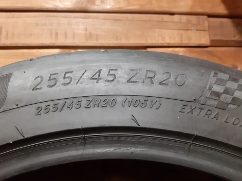 255/45 R20 Michelin Pilot Sport 4 S