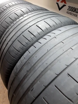 285/40 R21 Pirelli PZERO SPORTS CAR 2