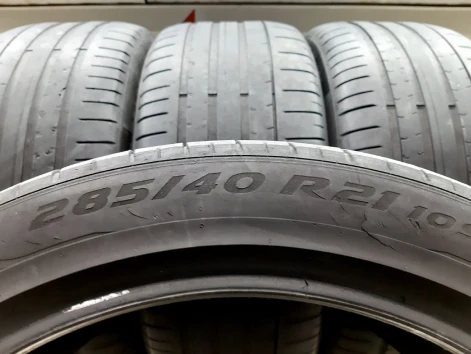 285/40 R21 Pirelli PZERO SPORTS CAR 2