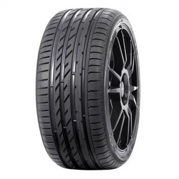 225/40 R18 92Y xl Nokian Hakka Black