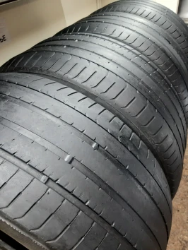 295/40 R21 Pirelli PZero