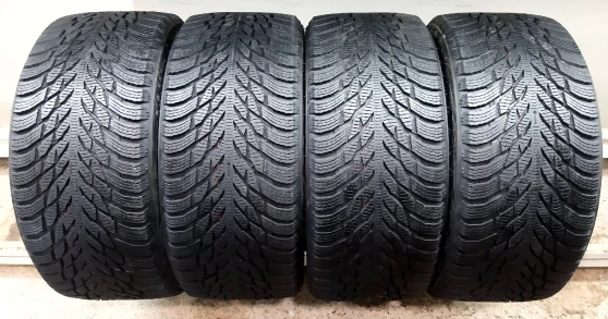 275/35 R21 Nokian Tyres Hakkapeliitta R3 SUV