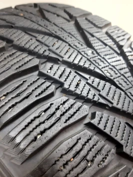 235/55 R18 Nokian Hakkapeliitta R2 SUV