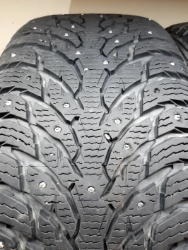 275/45 R21 Nokian Tyres Hakkapeliitta 9 SUV