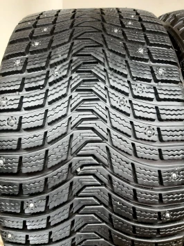 295/30 R20 Michelin X-ice North 3
