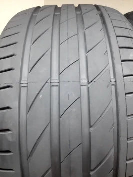275/40 R20 315/35 R20 Maxxis Victra Sport 5 SUV