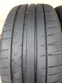 215/40 R17 Michelin Pilot Sport 4