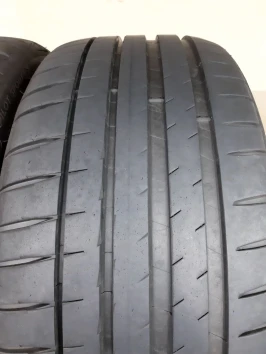 215/40 R17 Michelin Pilot Sport 4