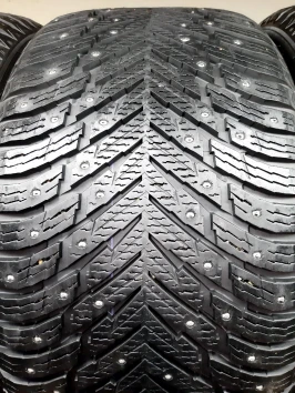 285/40 R21 315/35 R21 Nokian Tyres Hakkapeliitta 10p SUV
