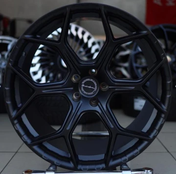 Forged MW03 10x22 5x112 ET30