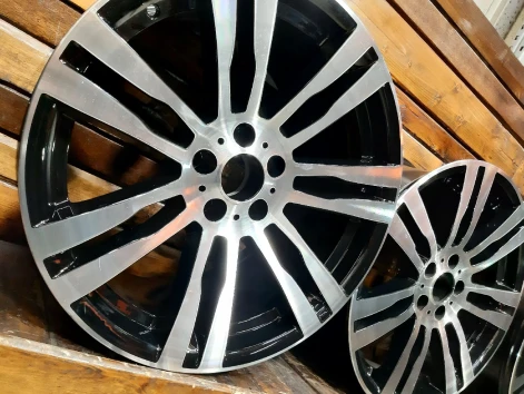 4шт  оригинал  BMW Диски  10x20, 5*120 ЕТ:40 Dia:74.1 11x20, 5*120 ЕТ:35 Dia:74.1