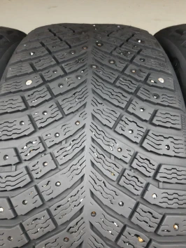 265/50 R19 Michelin X-Ice North 4