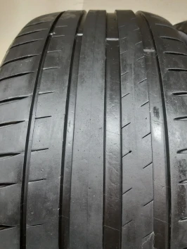 255/45 R19 Michelin Pilot Sport 4