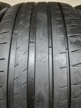 255/45 R19 Michelin Pilot Sport 4