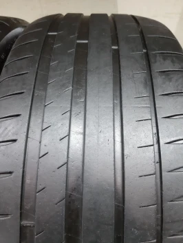 255/45 R19 Michelin Pilot Sport 4