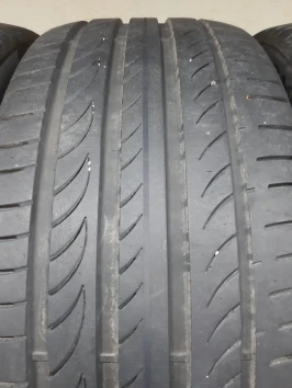 245/45 R18 Pirelli  Powergy