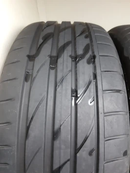 235/45 R18 Maxxis Victra Sport 5