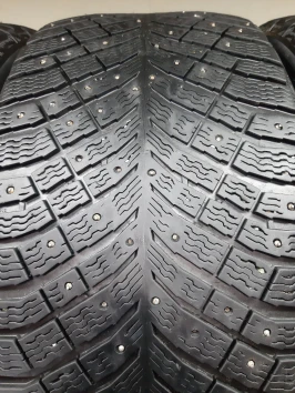 275/40 R21 Michelin X-Ice North 4 SUV