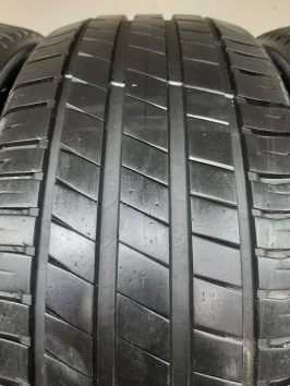 215/55 R17 BFGoodrich Advantage