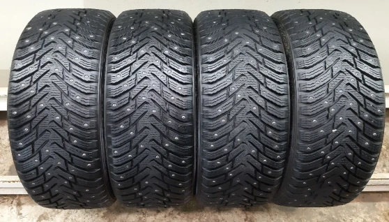 235/45 R17 Nokian Tyres Hakkapeliitta 8