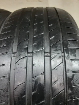 245/50 R18