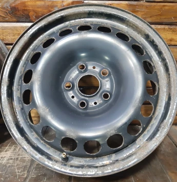 4шт  Volkswagen Диски  6.5x16, 5*112 ЕТ:33 Dia:57,1