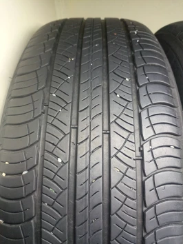 235/60 R18