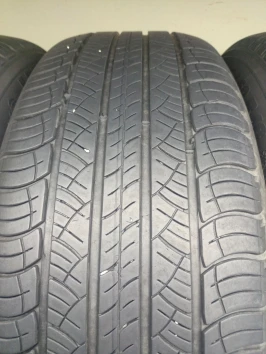 235/60 R18
