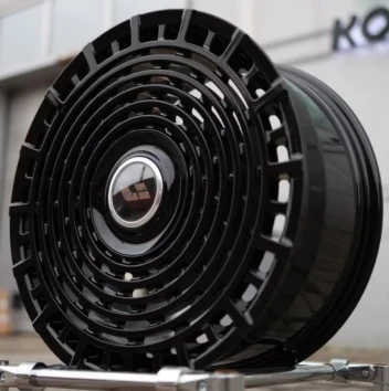 Forged Li9 Kahn 34 9.5x20 5x120 ET45