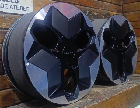 4шт оригинал ZEEKR Диски 7.5x19, 5*108 ЕТ:47 Dia:63.4 4шт оригинал ZEEKR Диски 7.5x19, 5*108 ЕТ:47 Dia:63.4