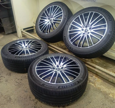 4шт оригинал RONAL Диски 8.5x20, 5*112 ЕТ:34.5 Dia:66.6 4шт оригинал RONAL Диски 8.5x20, 5*112 ЕТ:34.5 Dia:66.6