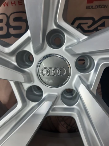 SOLOMON ALSBERG Q7 Custom 10x22 5x112 ET26