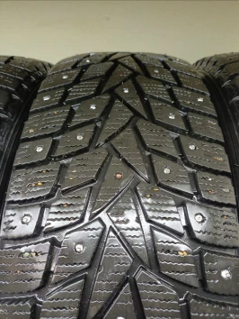 225/65 R17 Dunlop Grandtrek Ice 02