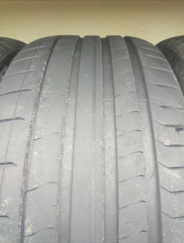 275/45 R21 Pirelli PZero