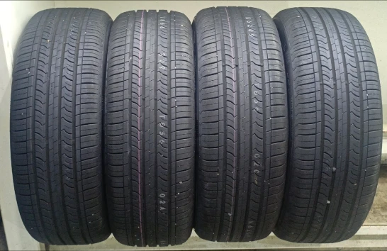 215/60 R17 Nexen N'Priz CX