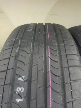 215/60 R17 Nexen N'Priz CX