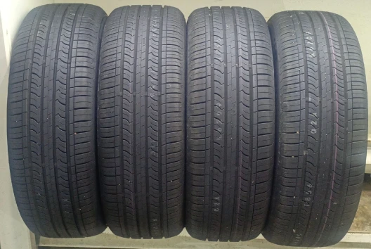 215/60 R17 Nexen N'Priz CX