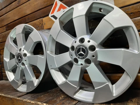 4шт  оригинал  Mercedes Benz Диски  8x18, 5*112 ЕТ:56,4 Dia:66.6
