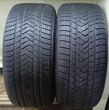 285/40 R20 Pirelli Scorpion Winter