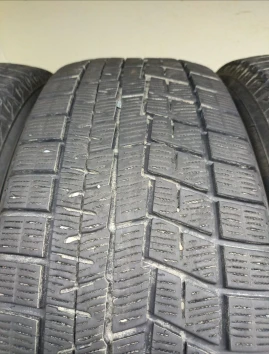 215/55 R18 Yokohama Ice Guard IG60