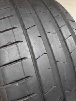 245/45 R20 Pirelli P Zero Luxury Saloon