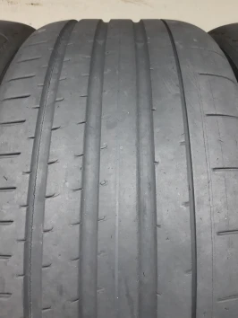 235/40 R19 Yokohama Advan Sport V107 235/40 R19 Yokohama Advan Sport V107