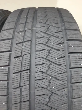225/40 R19 255/35 R19 Triangle Snowlink TWT02