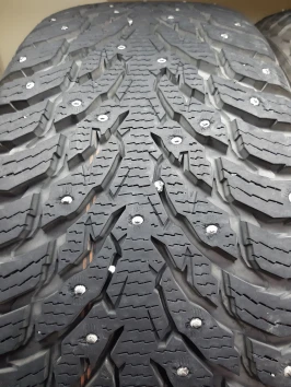 275/60 R20 Ikon Tyres Autograph Ice 9 SUV