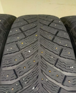 205/65 R16 Michelin X-Ice North 4 205/65 R16 Michelin X-Ice North 4
