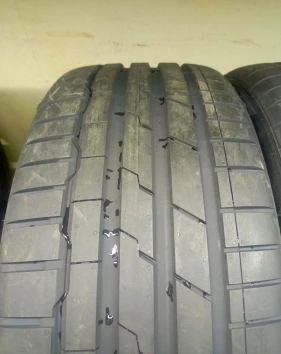 245/40 R20 275/35 R20 Hankook Ventus S1 Evo 3 K127 245/40 R20 275/35 R20 Hankook Ventus S1 Evo 3 K127