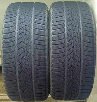 275/35 R19 Pirelli Winter Sottozero 3