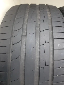 235/40 R18 235/40 R18