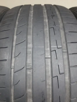 235/40 R18 235/40 R18